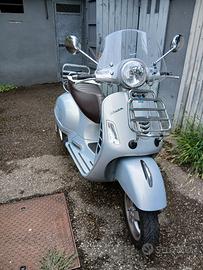 Vespa GTS 300