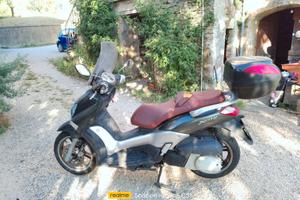 Yamaha Xcity 250-2007 (per ricambi)