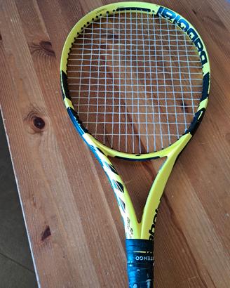 babolat pure aero 26