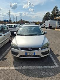 Ford focus 1.6 benzina 