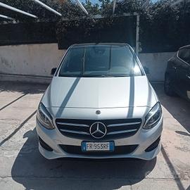 Mercedes Classe B  180 D  tetto apribile 2018