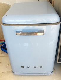 LAVASTOVIGLIE smeg anni 50 azzurra - ultimo pezzo