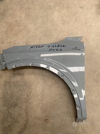 Parafango anteriore sinistro Nissan Qashqai
