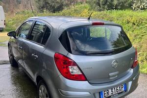 Opel Corsa GPL anno 2013