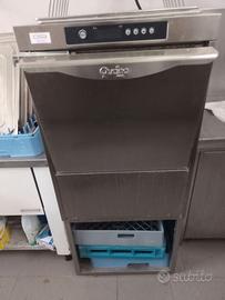 Lavastoviglie per ristorazione