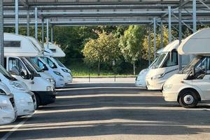 Parcheggio per Camper,furgoni,auto
