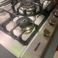 Piano cottura Miele a gas 5 bruciatori