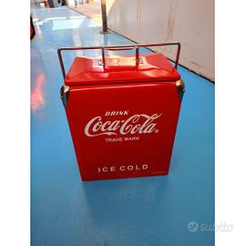 Ghiacciaia Coca Cola
