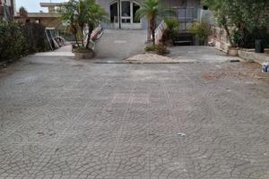 Locale Commerciale 300mq