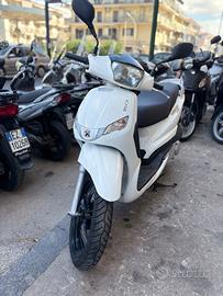 Peugeot Tweet 150 Led