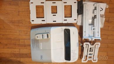 Proiettore Epson EB-460 con telecomando e supporto