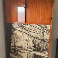 Si regala mobile in legno a Sparanise