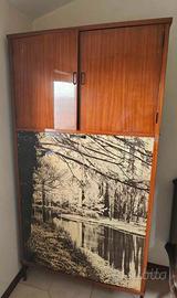 Si regala mobile in legno a Sparanise