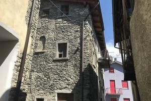 Casa indipendente di 141 m² con 3 locali a Dubino