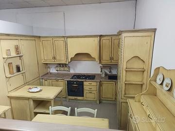 cucina completa in tulipir