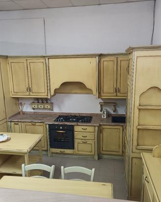 cucina completa in tulipir