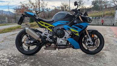 S 1000 R  full full tutti i pacchetti garanzia !!!