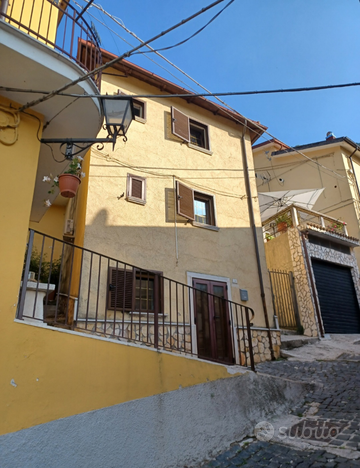 Cielo terra su tre piani