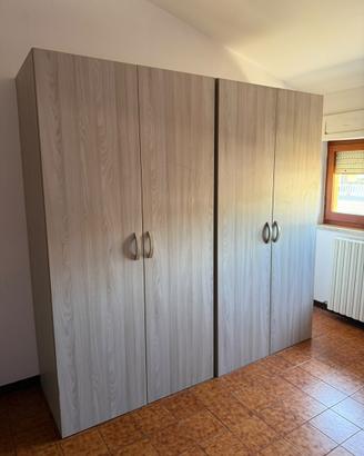 Coppia di armadi