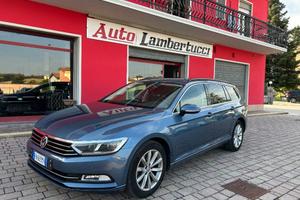 VOLKSWAGEN Passat Variant 2.0 TDI DSG ConfortLin
