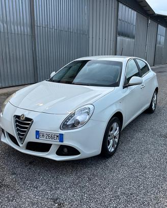 Alfa Romeo Giulietta 2.0 JTDm Distinctive...Km cer