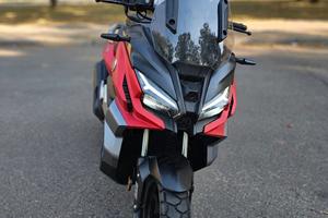 Voge SR1 ADV 125 2025