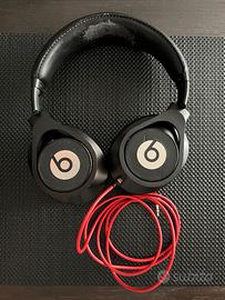 Beats Executive nere