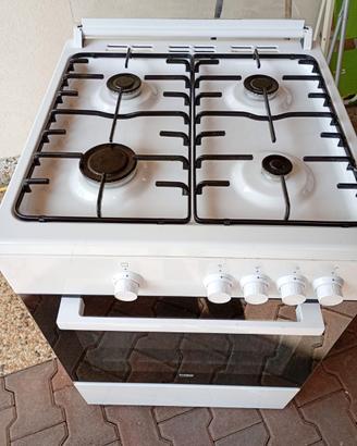 Cucina e forno a gas