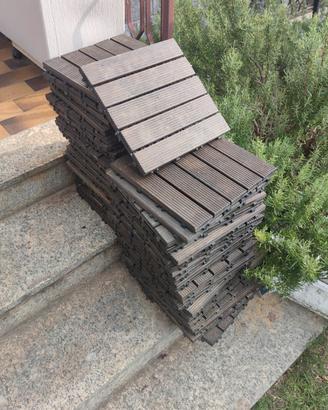 Piastrelle Outsunny in legno colore teak