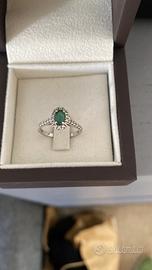 Anello in oro bianco 18k