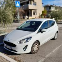 Auto Ford Fiesta 1.1 Connect