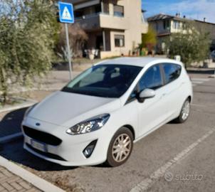 Auto Ford Fiesta 1.1 Connect