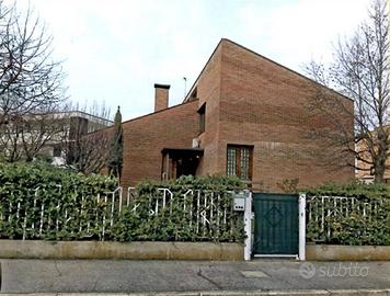 Immobile in asta di 376 m² con più di 5 locali e b