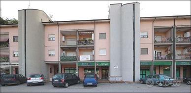 Garage 33mq a 50 metri stazione FS Poggio MIrteto