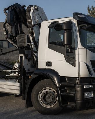 Iveco Stralis 260S48 X-Way con scarrabile MEC e gr