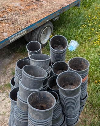 750 vasi per piante in plastica