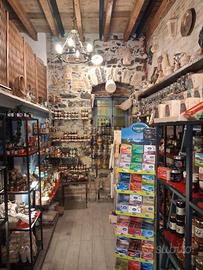 Vendita attività commerciale - drogheria avviata