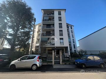 3 LOCALI A ABBIATEGRASSO