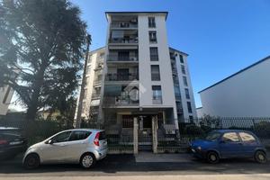 3 LOCALI A ABBIATEGRASSO