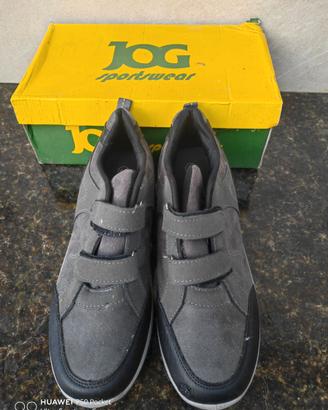 Scarpe Jog 44 (Nuove)