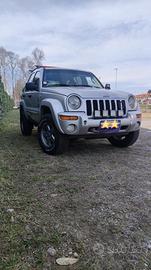 Jeep Cherokee 2.5 147 cv Diesel 