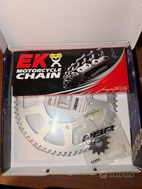 Kit catena,corona e pignone hm50