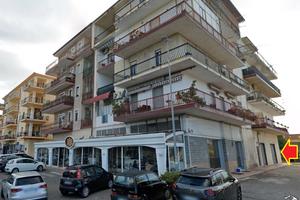 Magazzino uso deposito