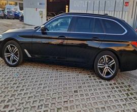 BMW 520 xDrive Business Auto MH48V Touring