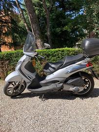 Piaggio Beverly 250