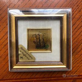 Quadruccio veliero dipinto a mano su foglia oro