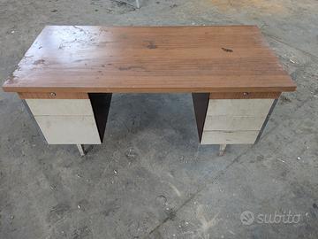 Banco da lavoro vecchia scrivania più mobiletto 