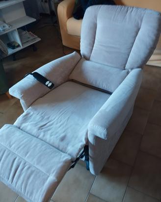 Poltrona alzapersona 