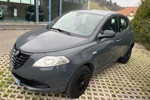 Lancia Ypsilon 0.9 TwinAir 85 CV 5 porte Metano Ec