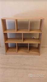 Libreria da ingresso in legno